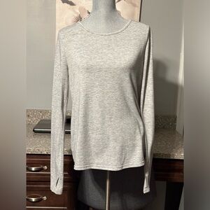 Victoria’s Secret gray Top VSX Sport Long Sleeve Cut out Back Shirt size medium